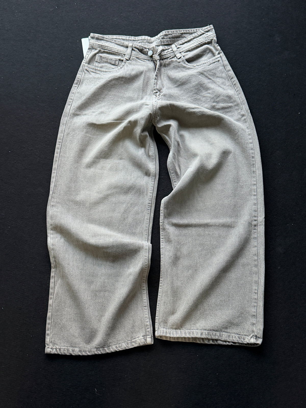 Dust Grey Denim                                          Over Baggy Jn3/2