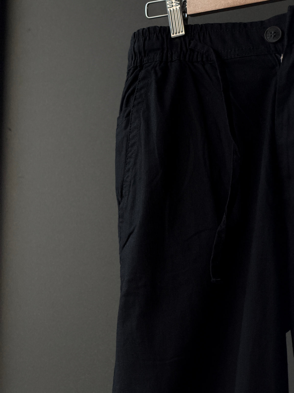 Onyx Black Linen Baggy Pants