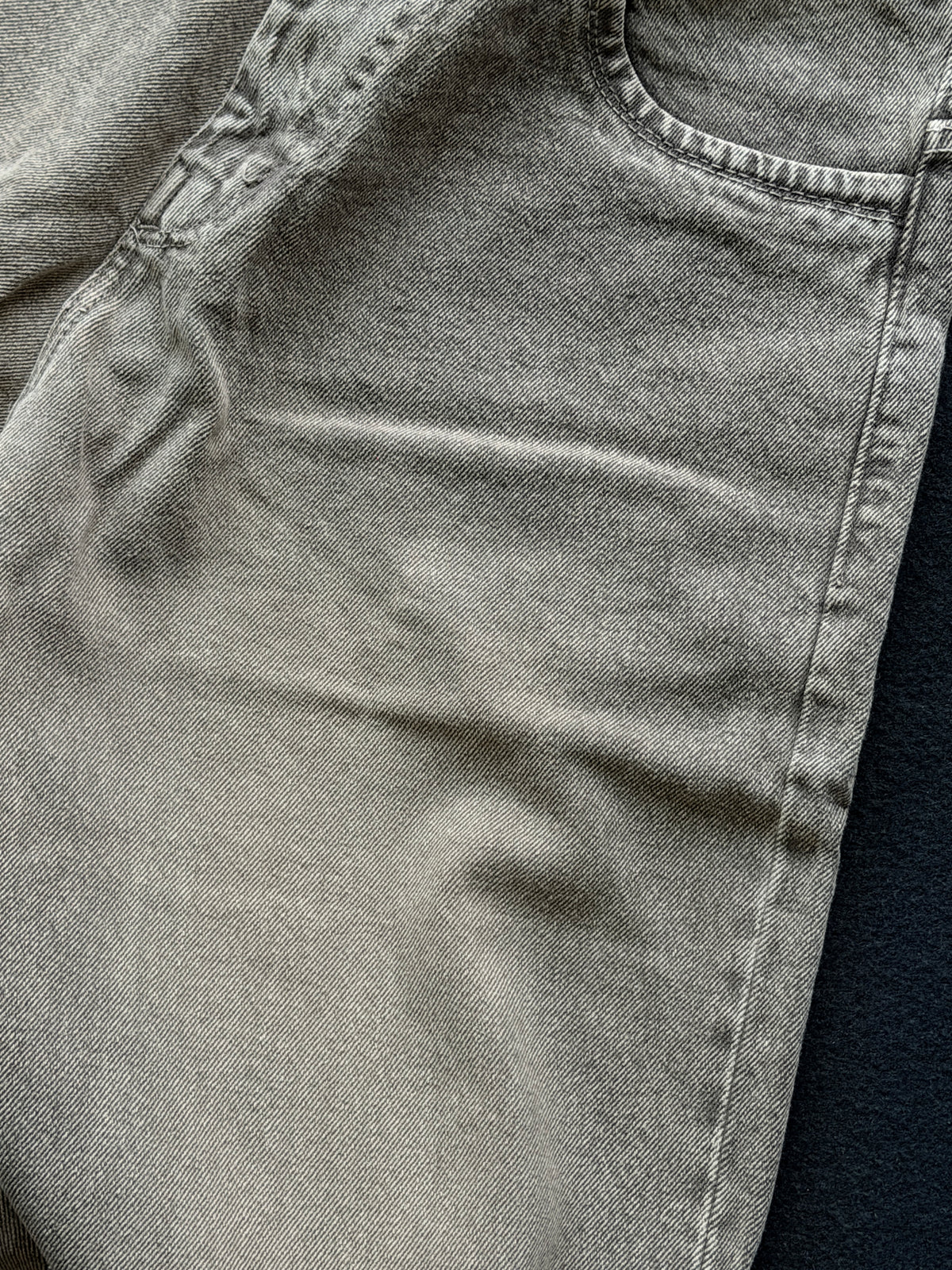 Ash Wash Denim                               OverBaggy Jn3/3