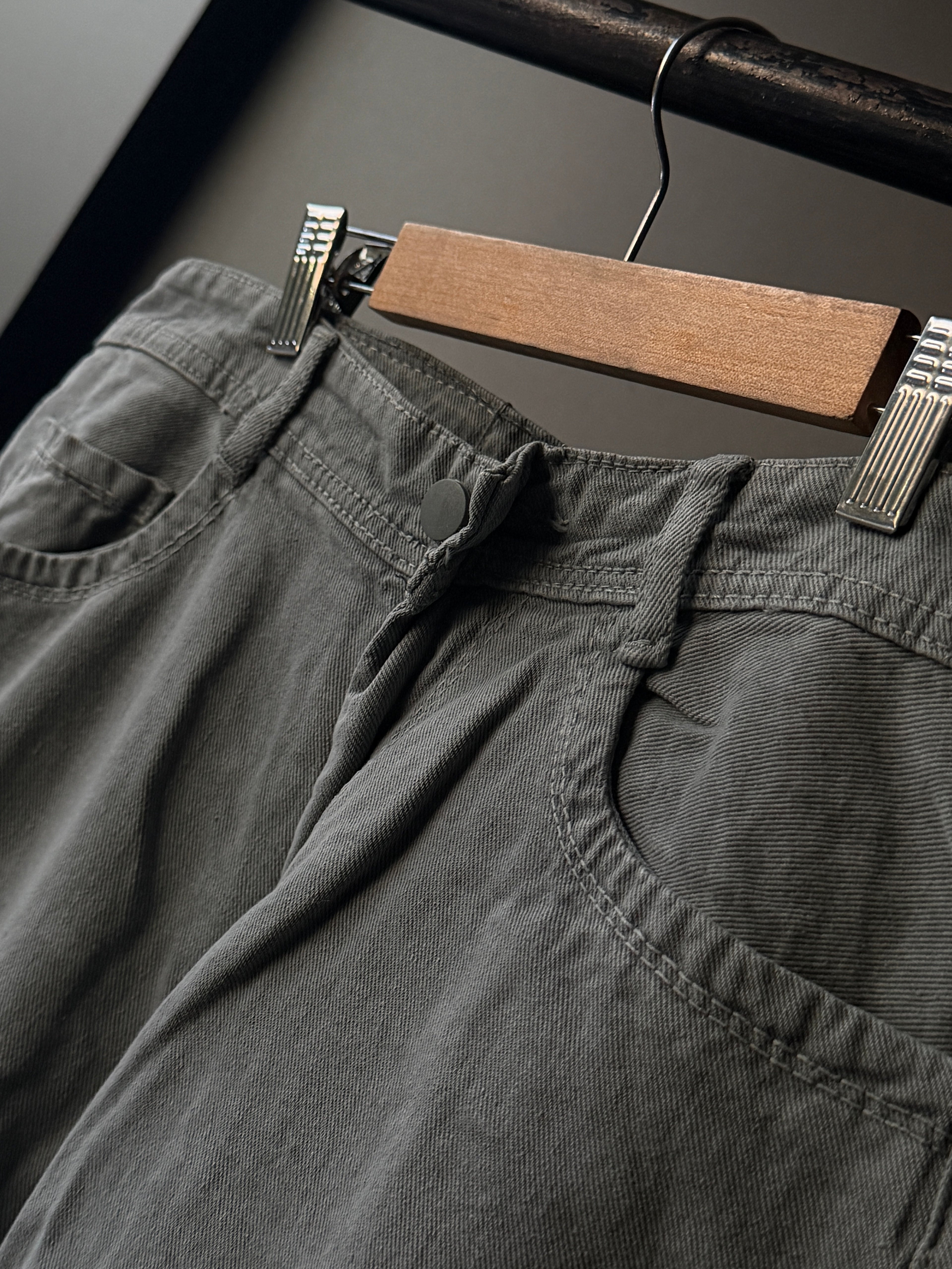 Ash Grey Denim                    WideLeg Baggy Jn4/3
