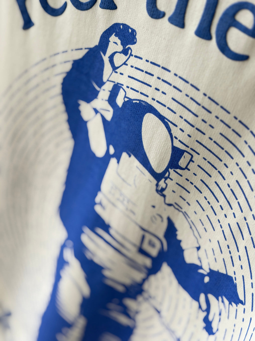 Fearless Orbit Ivory            FiveSleeve Tshirt