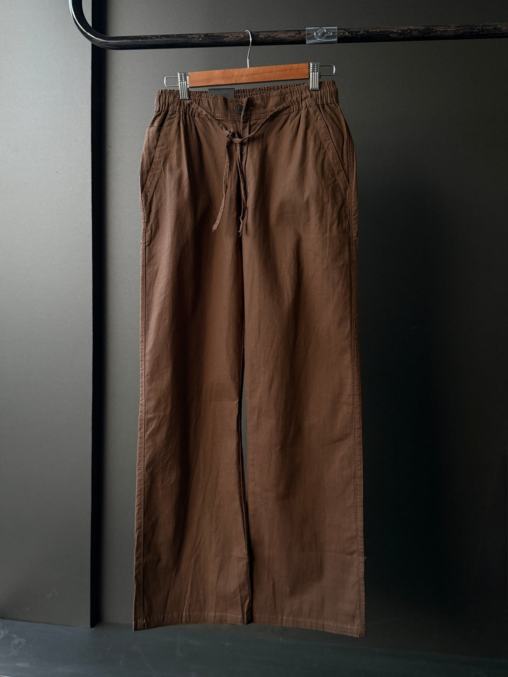 Earthwood Brown  Linen Baggy
Pants