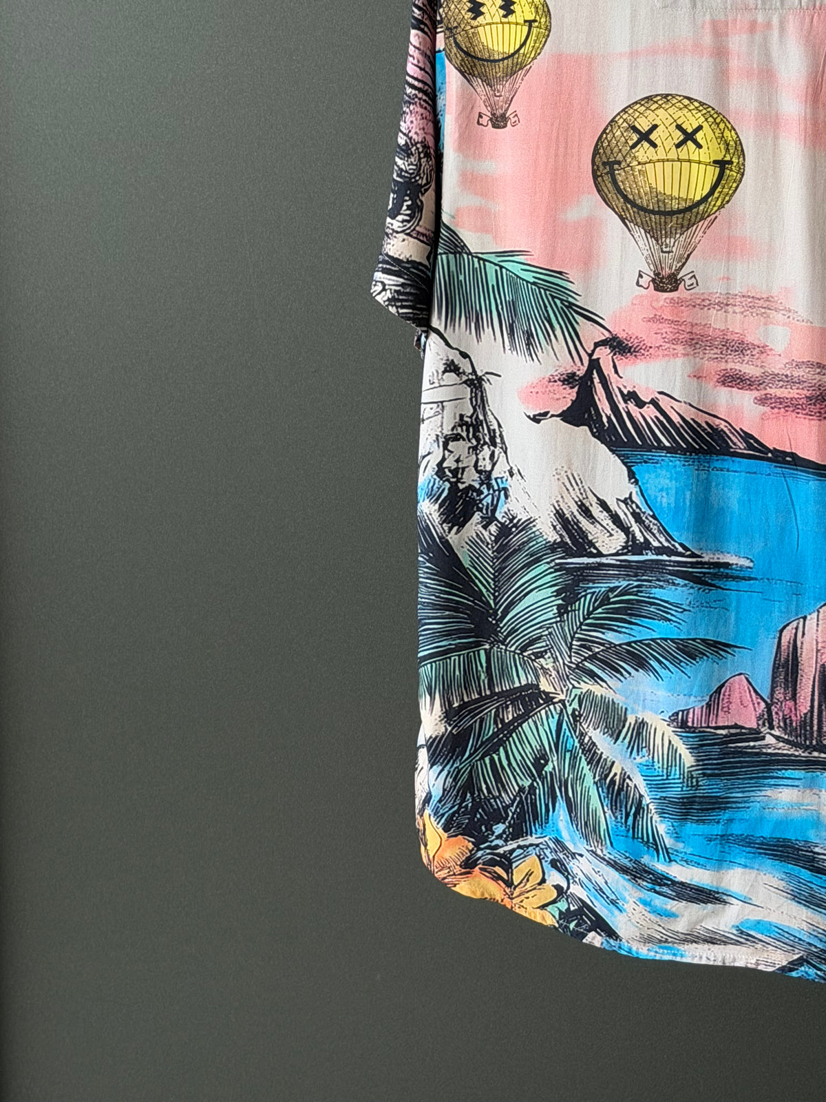 Complimentary Graphic Oversized Tshirt 19