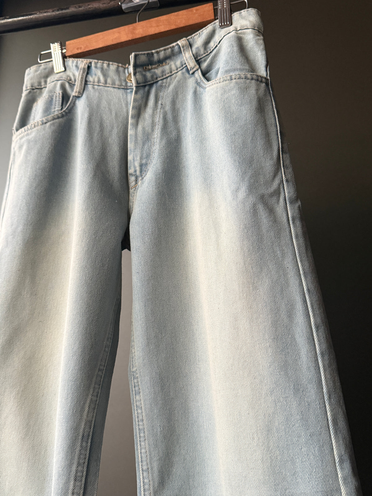 Sky Fade Denim                     Straight Fit Baggy Jn7/2