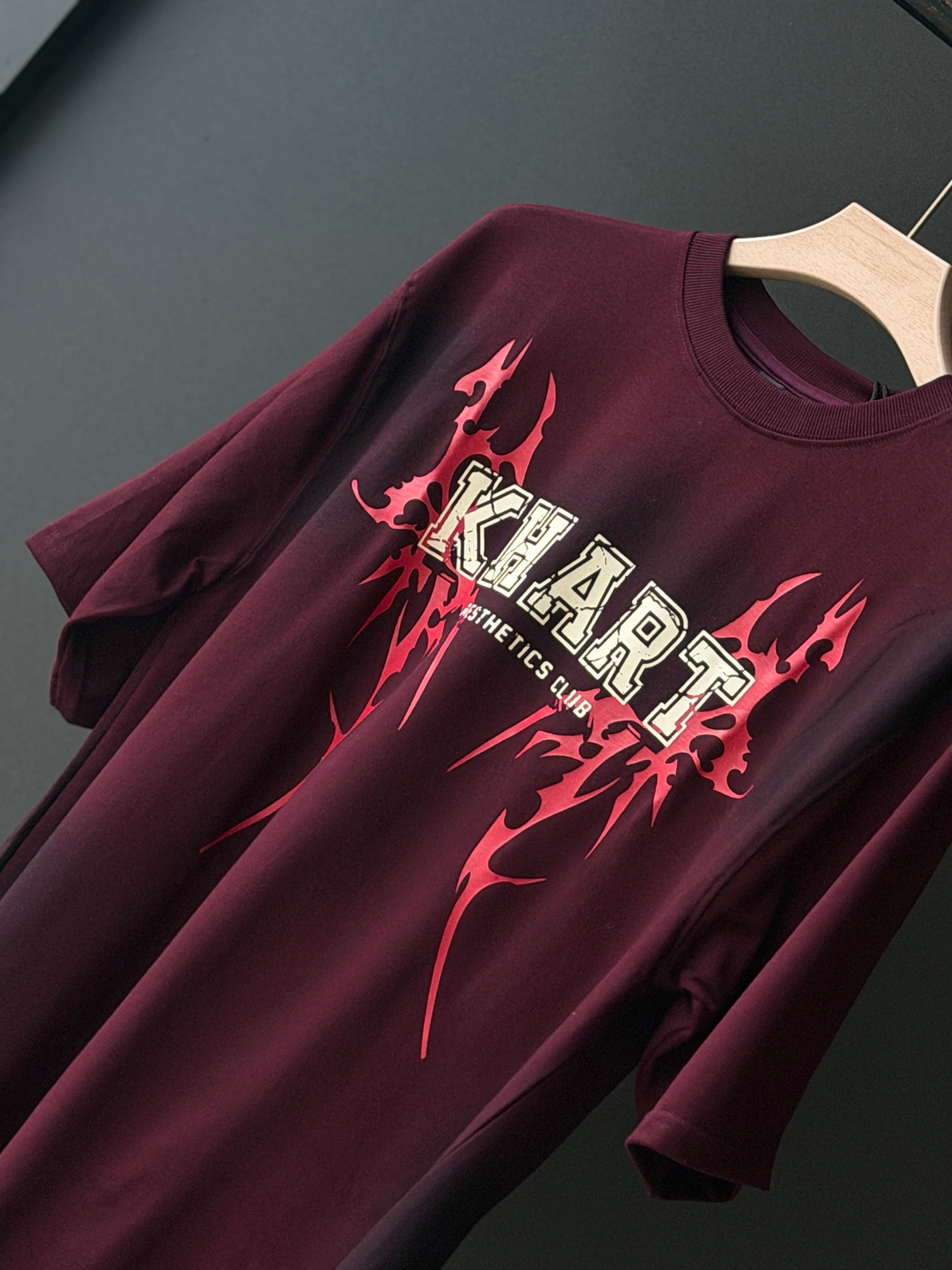 KHART Y2K Oversized Five-Sleeve Tee