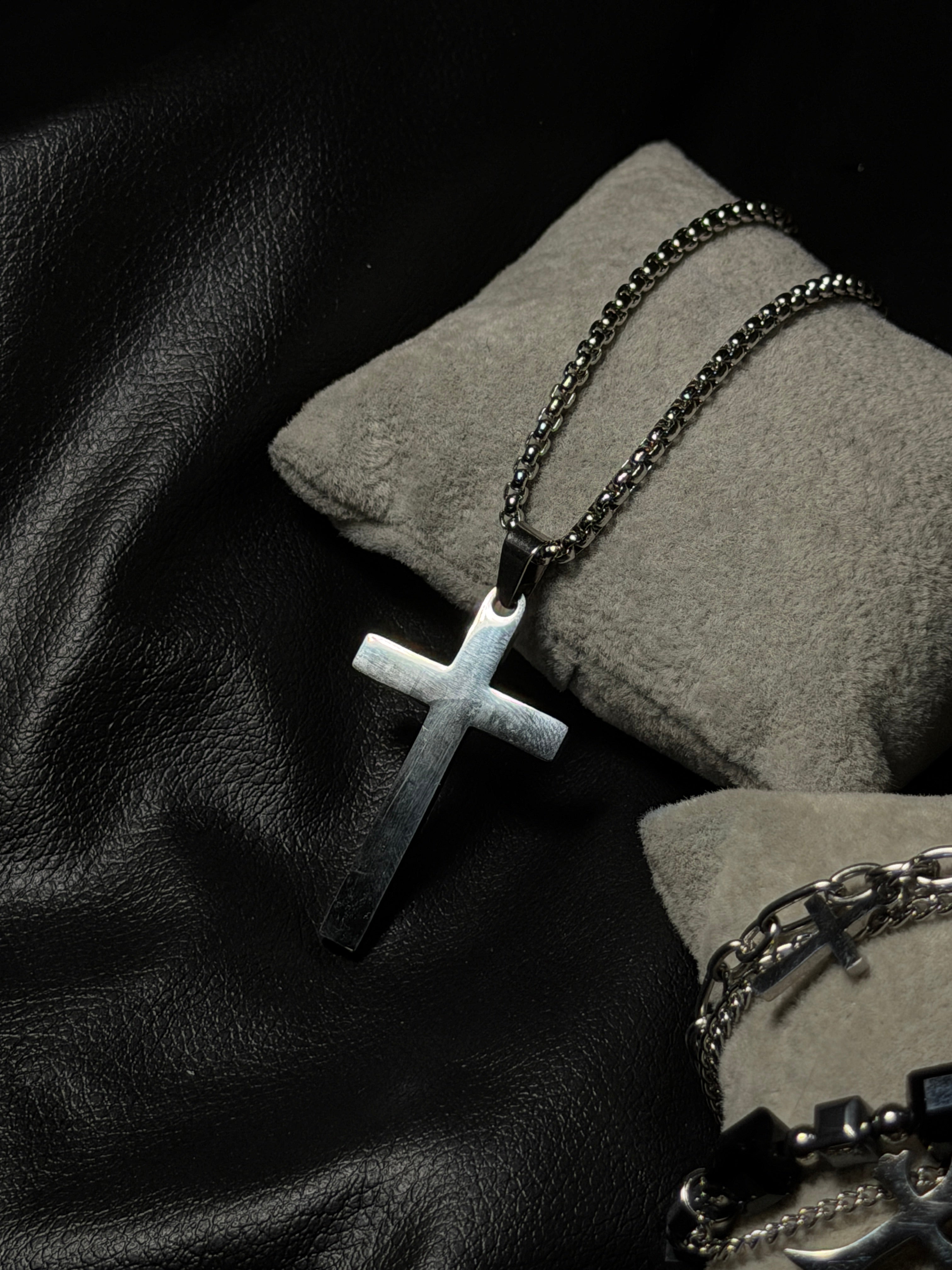 Black Cross Signature Combo