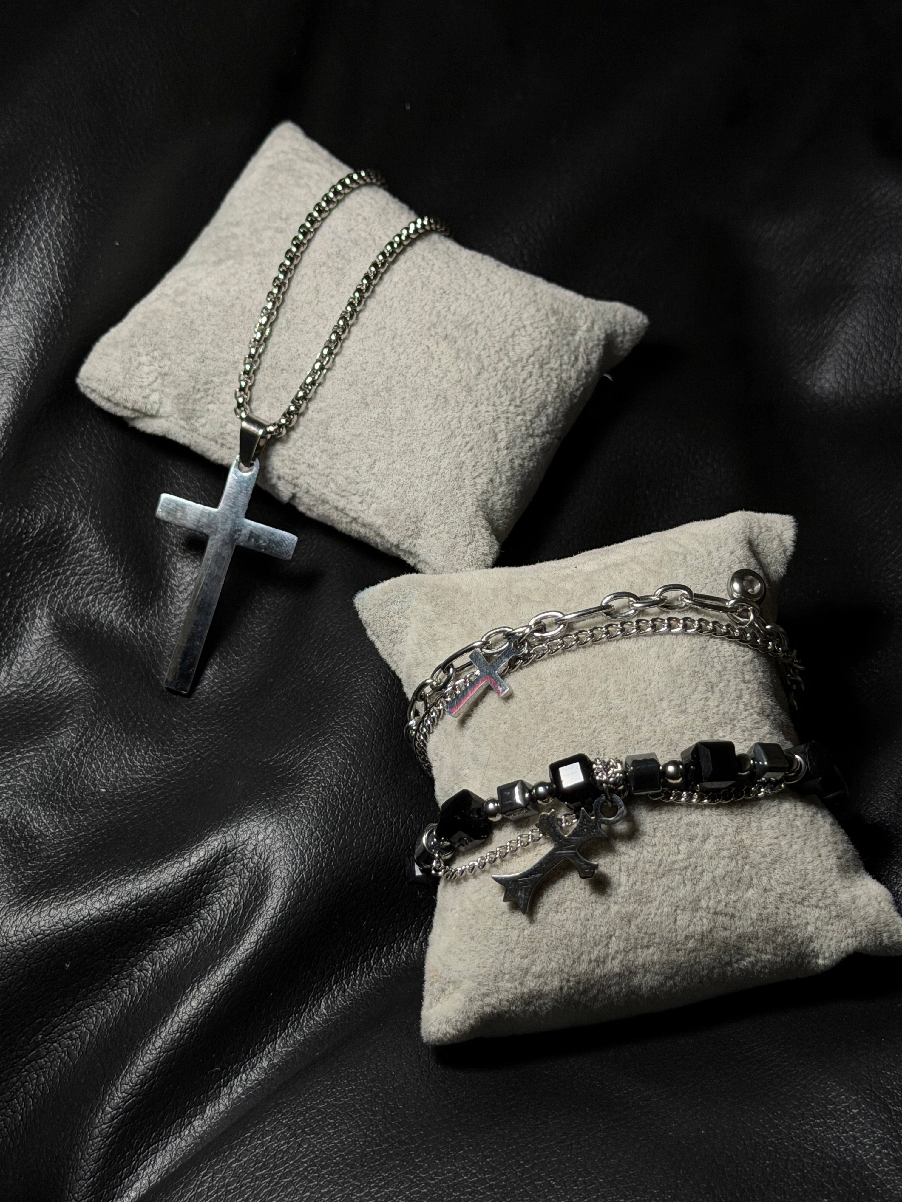 Black Cross Signature Combo