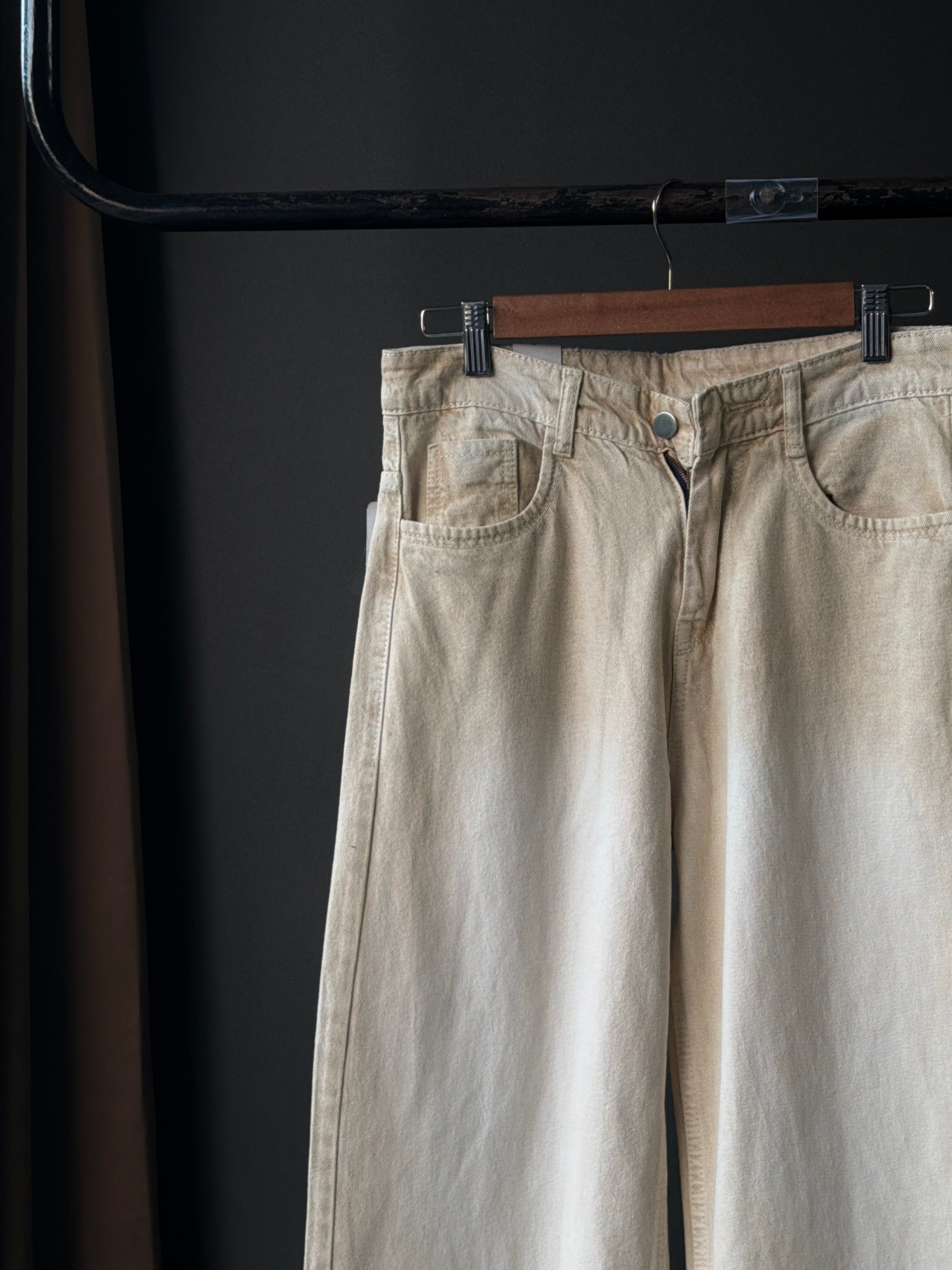 Orvyn Cream Washed Shade Denim WideLeg Baggy Jn10/6