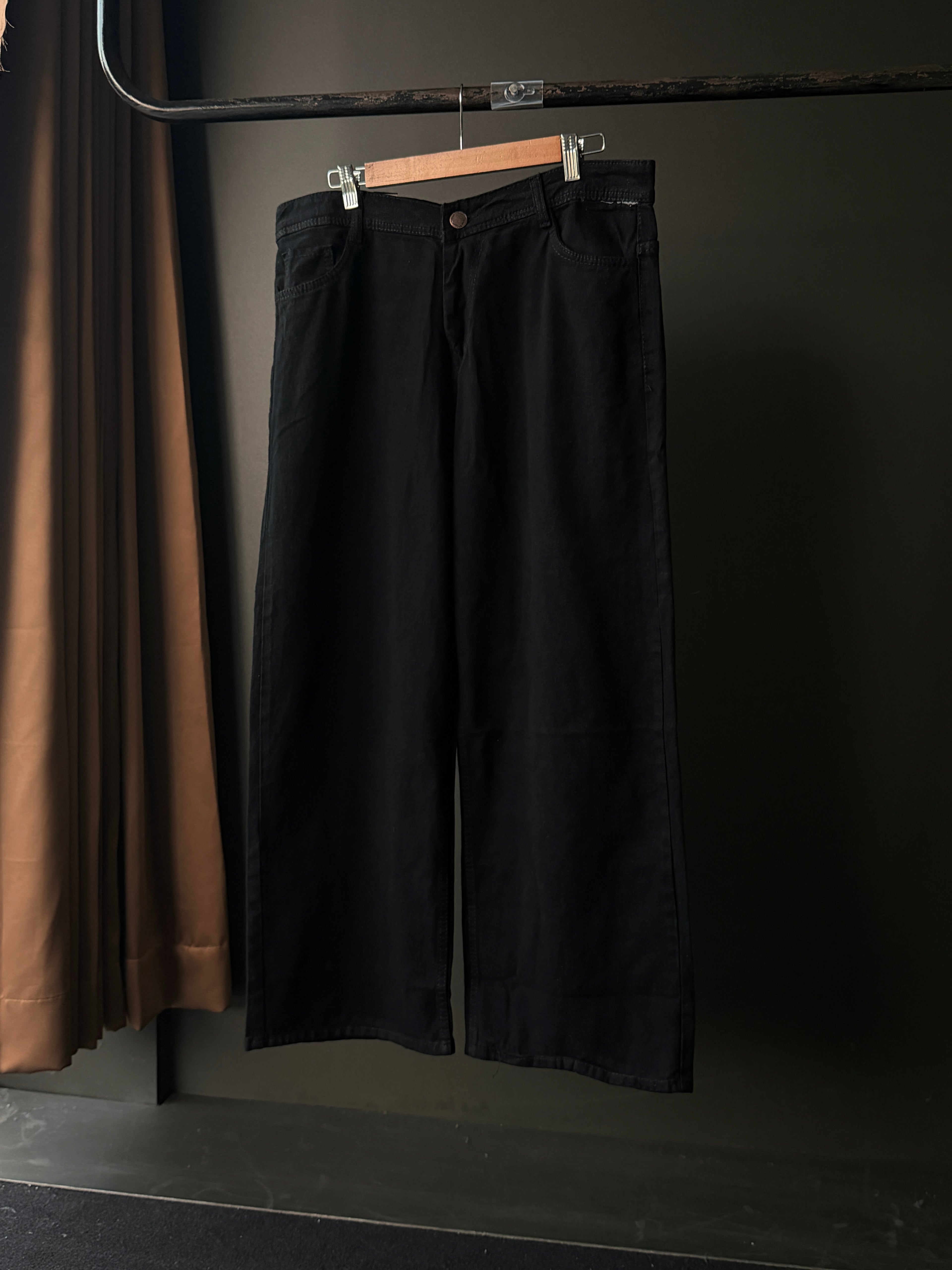Zyven Solid black Denim     WideLeg Baggy Jn10/7