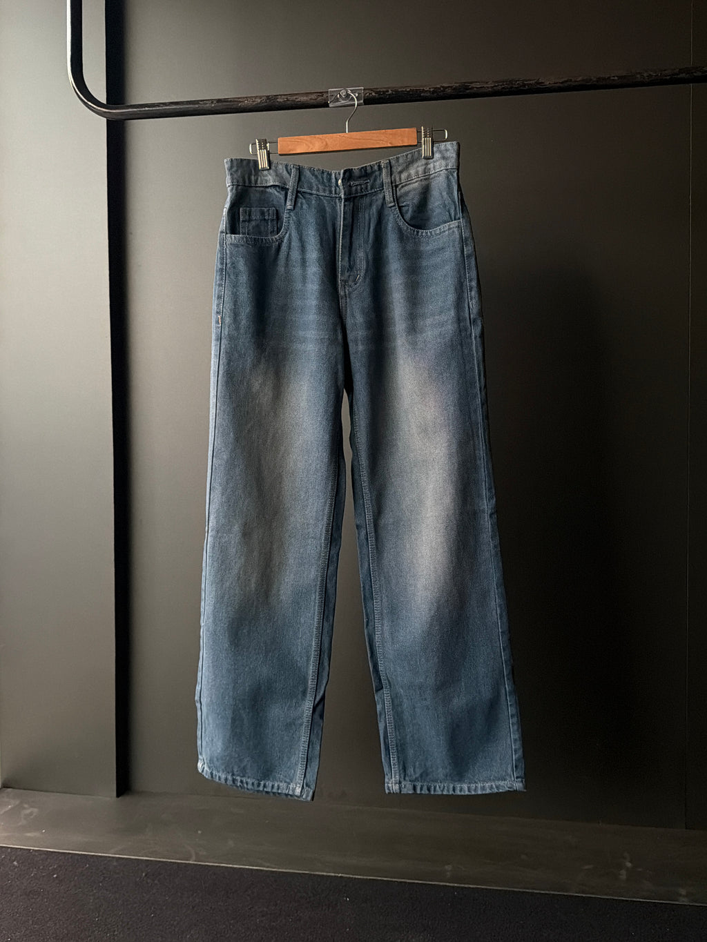 Gravel Fade Denim                 Straight Fit Baggy Jn7/3