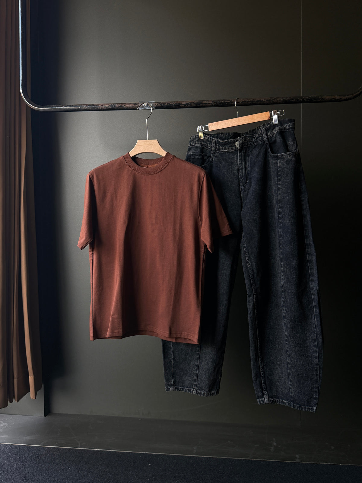 Rust District Streetwear Combo FiveSleeve Tee & Barrel baggy