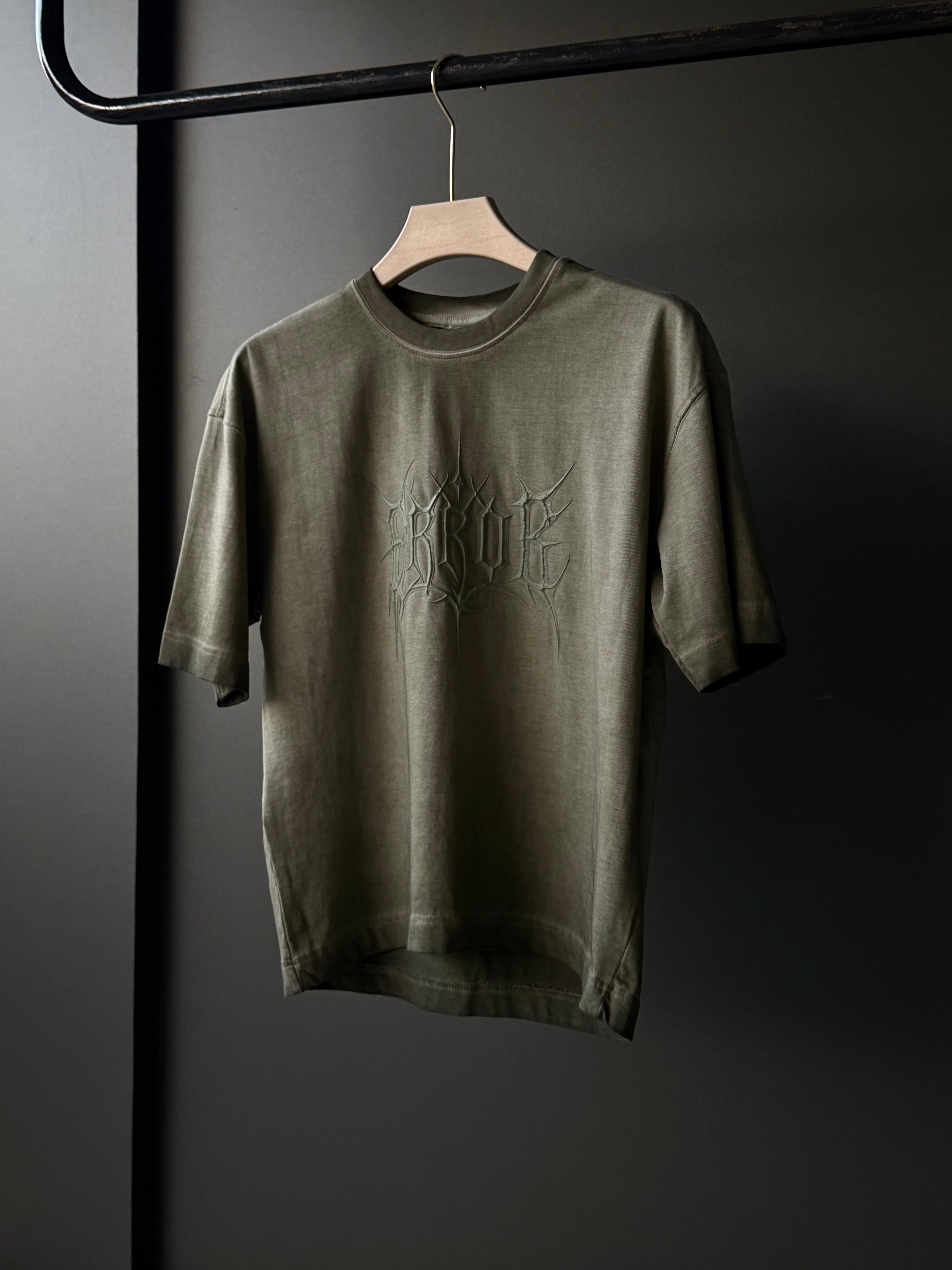 ERROR ACID WASH Five-Sleeve Tee