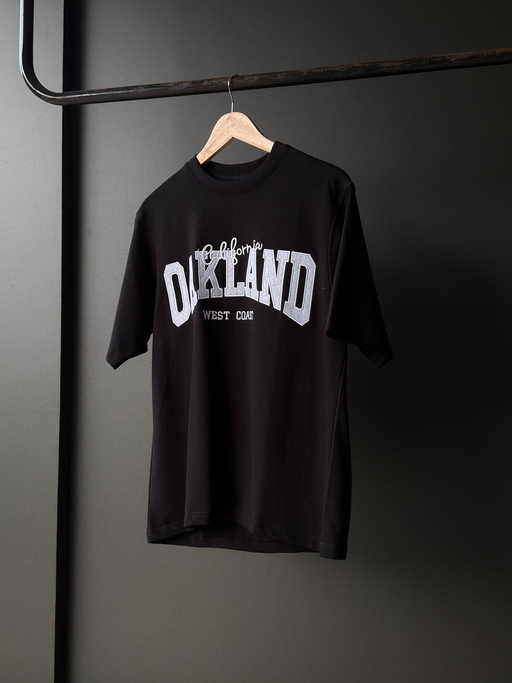 REDTs Jofiden Oversized Five-Sleeve Tee