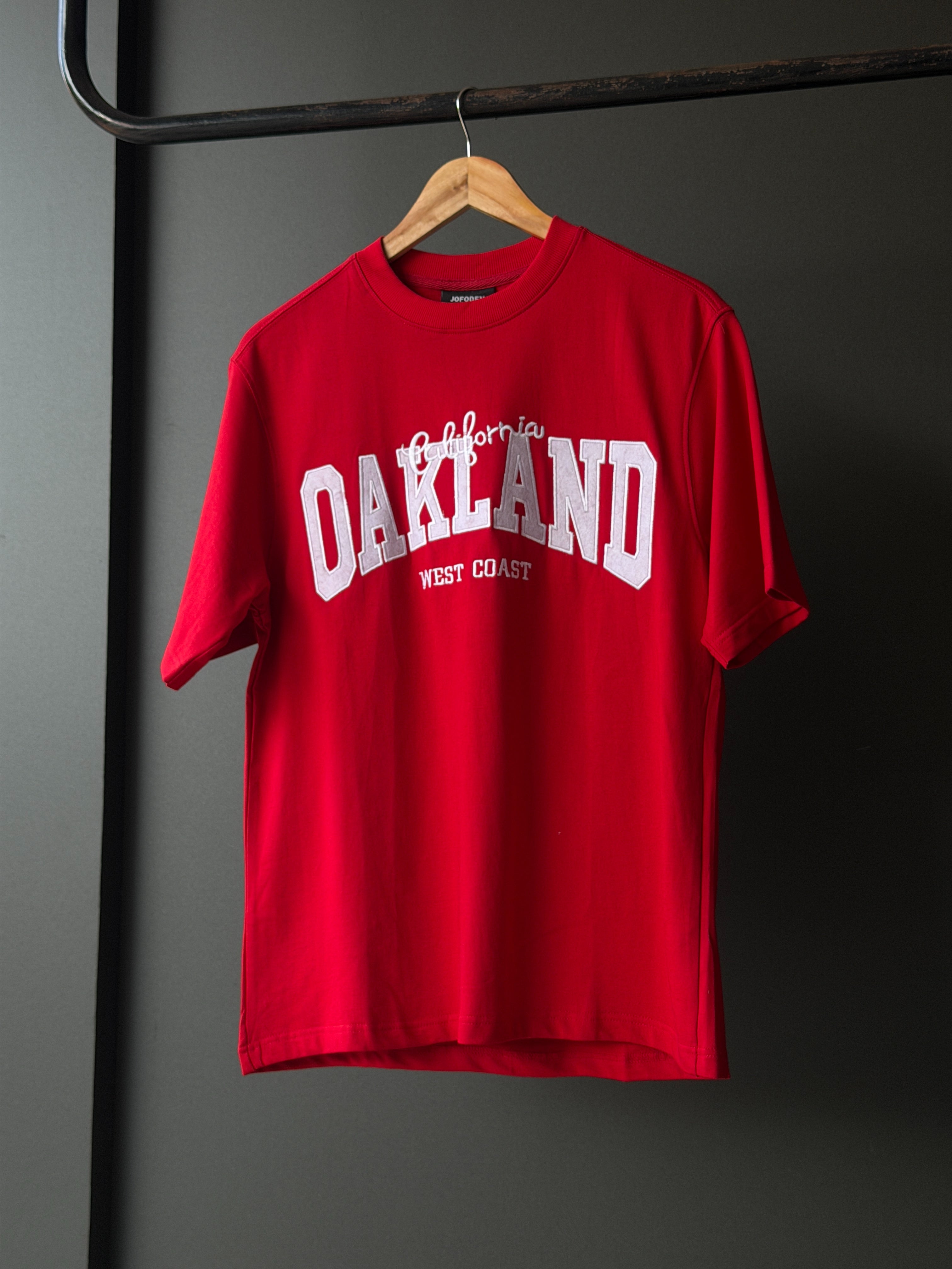 REDTs Jofiden Oversized Five-Sleeve Tee