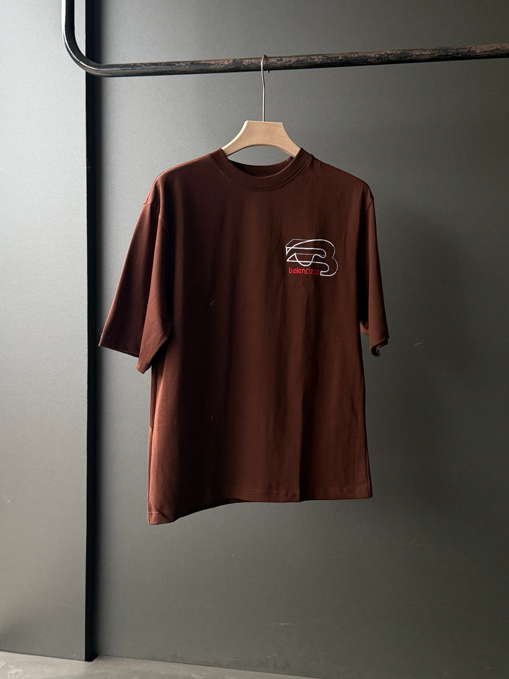 Balenciaga Signature Dark Chocolate Brown Fivesleeve Tshirt