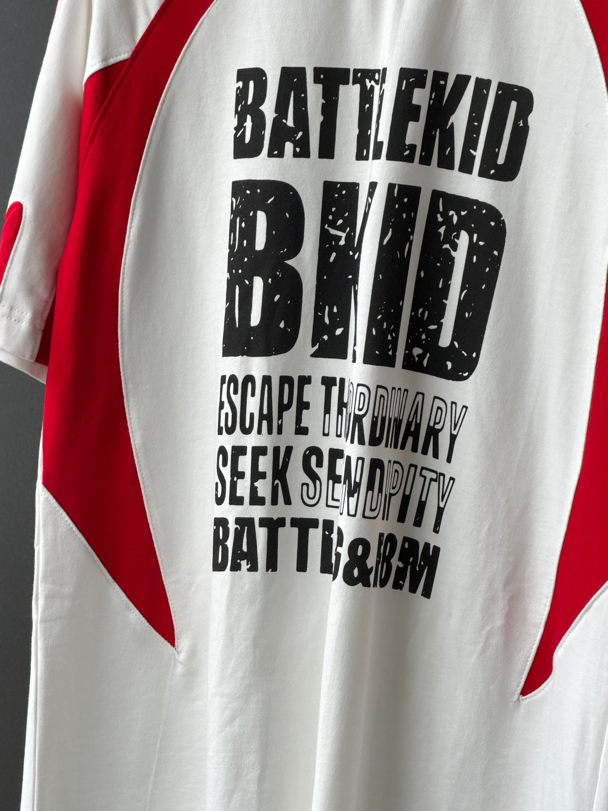 Error Cutpanel RedWhite Fivesleeve Tshirt