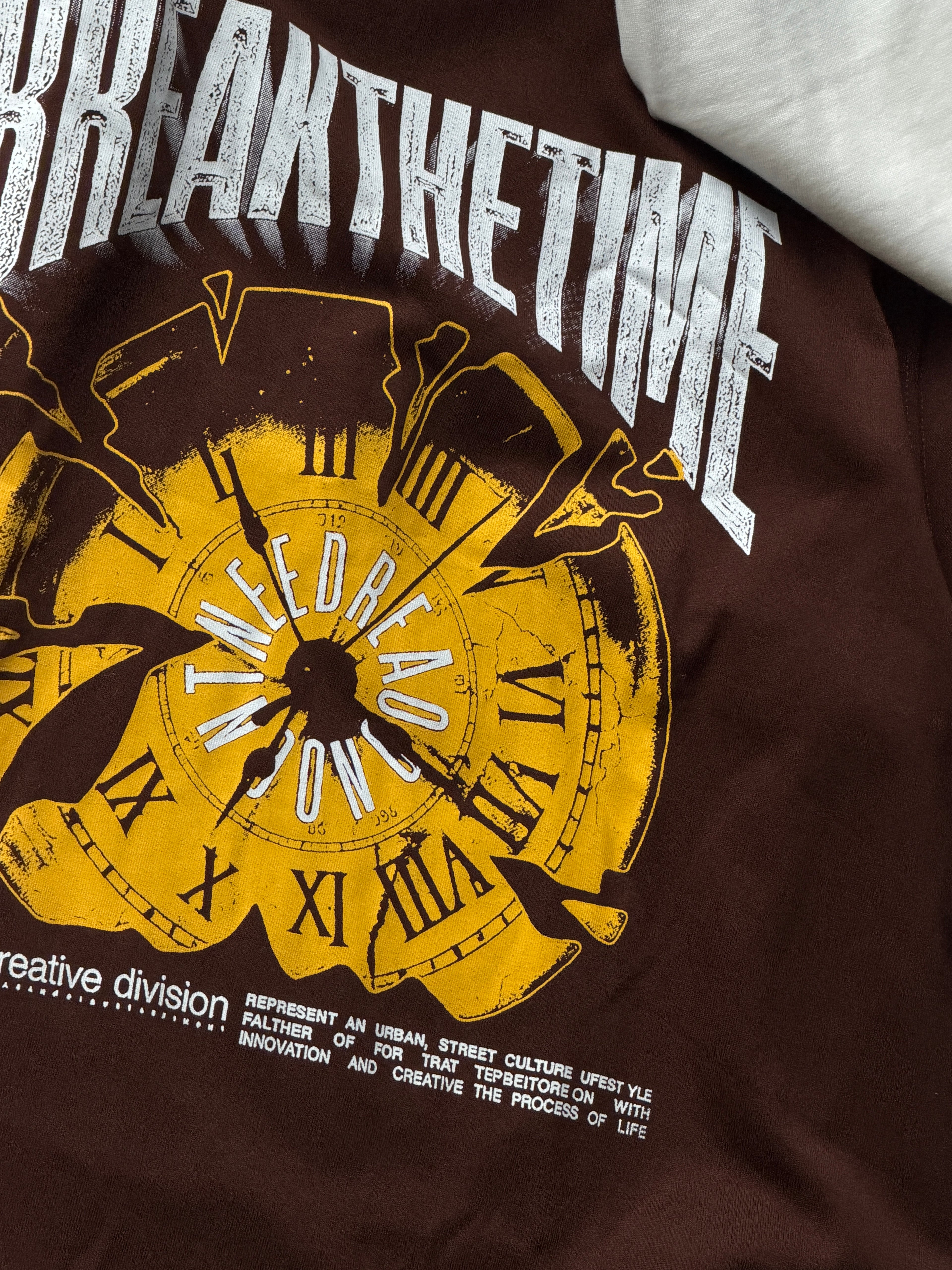 Khart Break The Time Frontprint Fivesleeve Tshirt