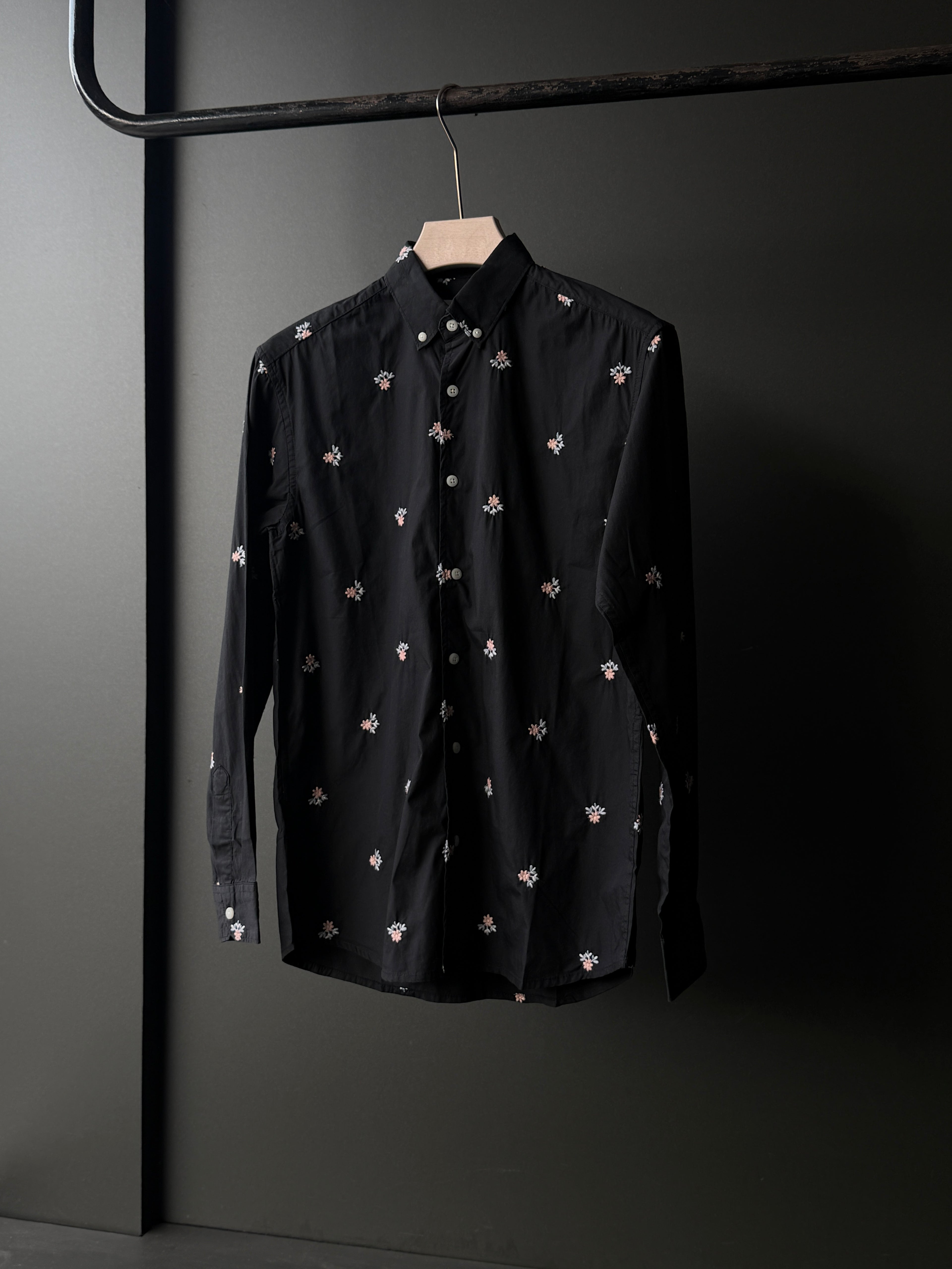 Noirpetals Embroidery Fullsleeve Shirt