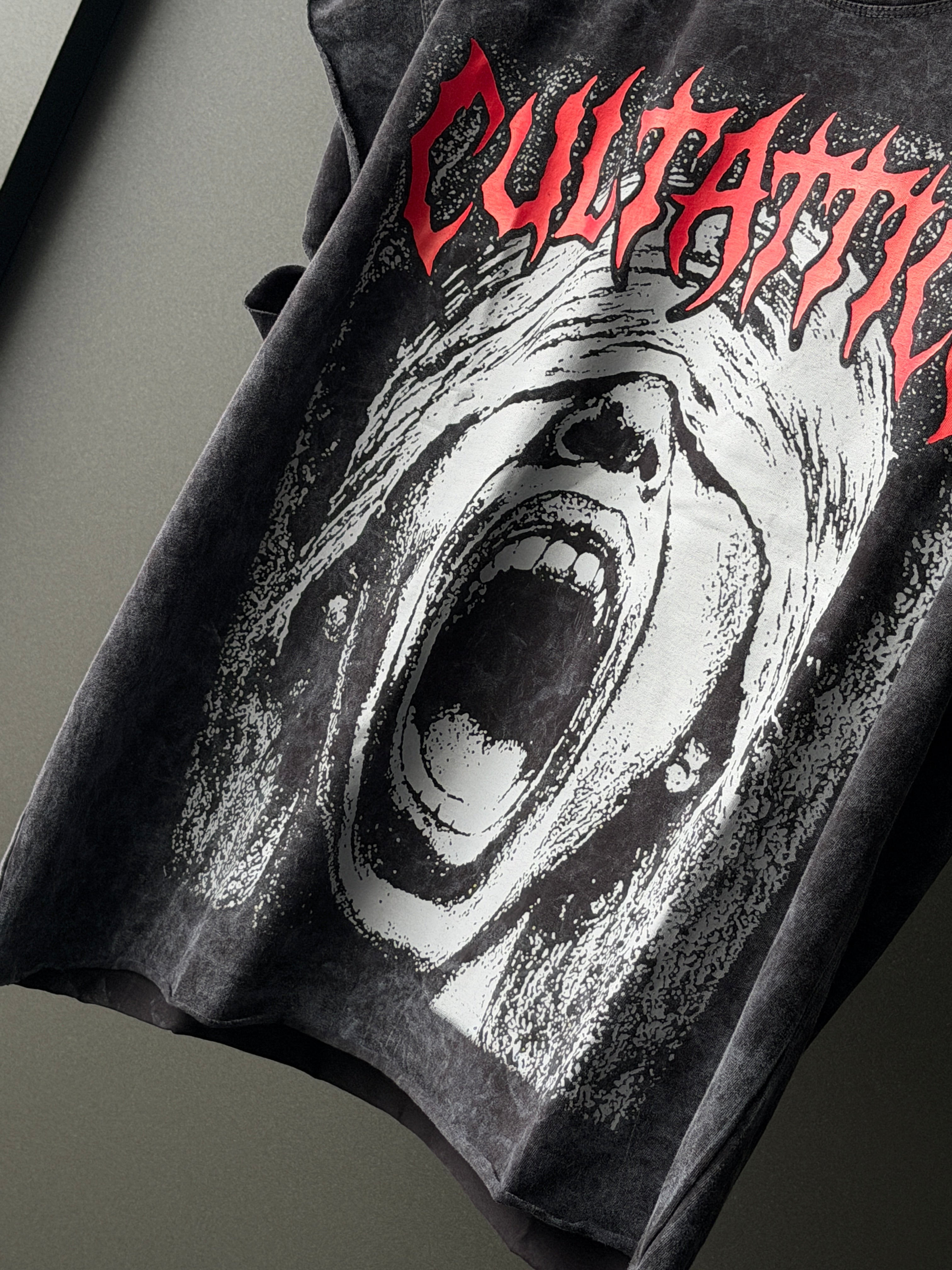 Outcry Graphic Acid Wash Sleeveless Tshirt