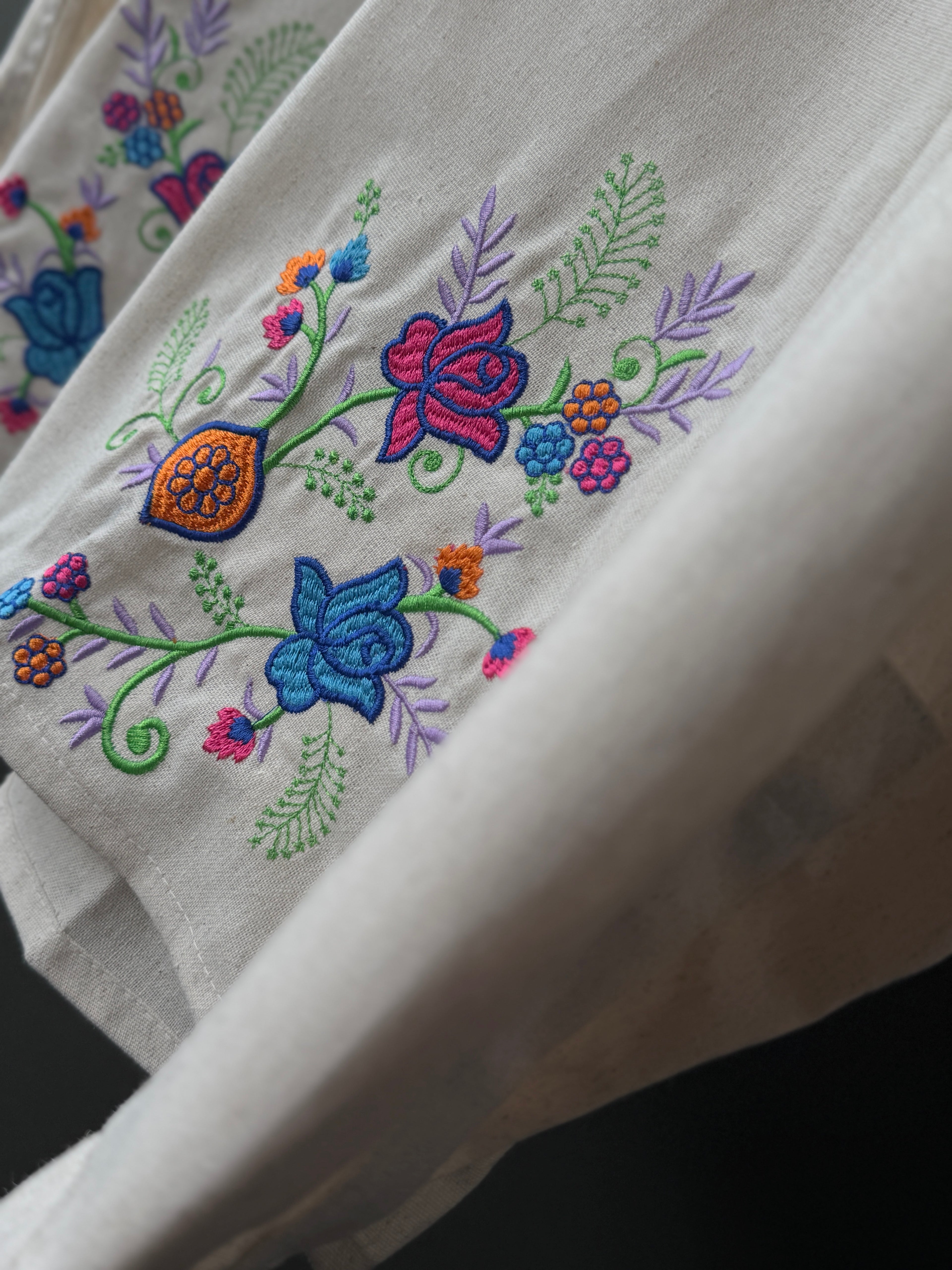 Pastelbloom Embroidary Fullsleeve Shirt