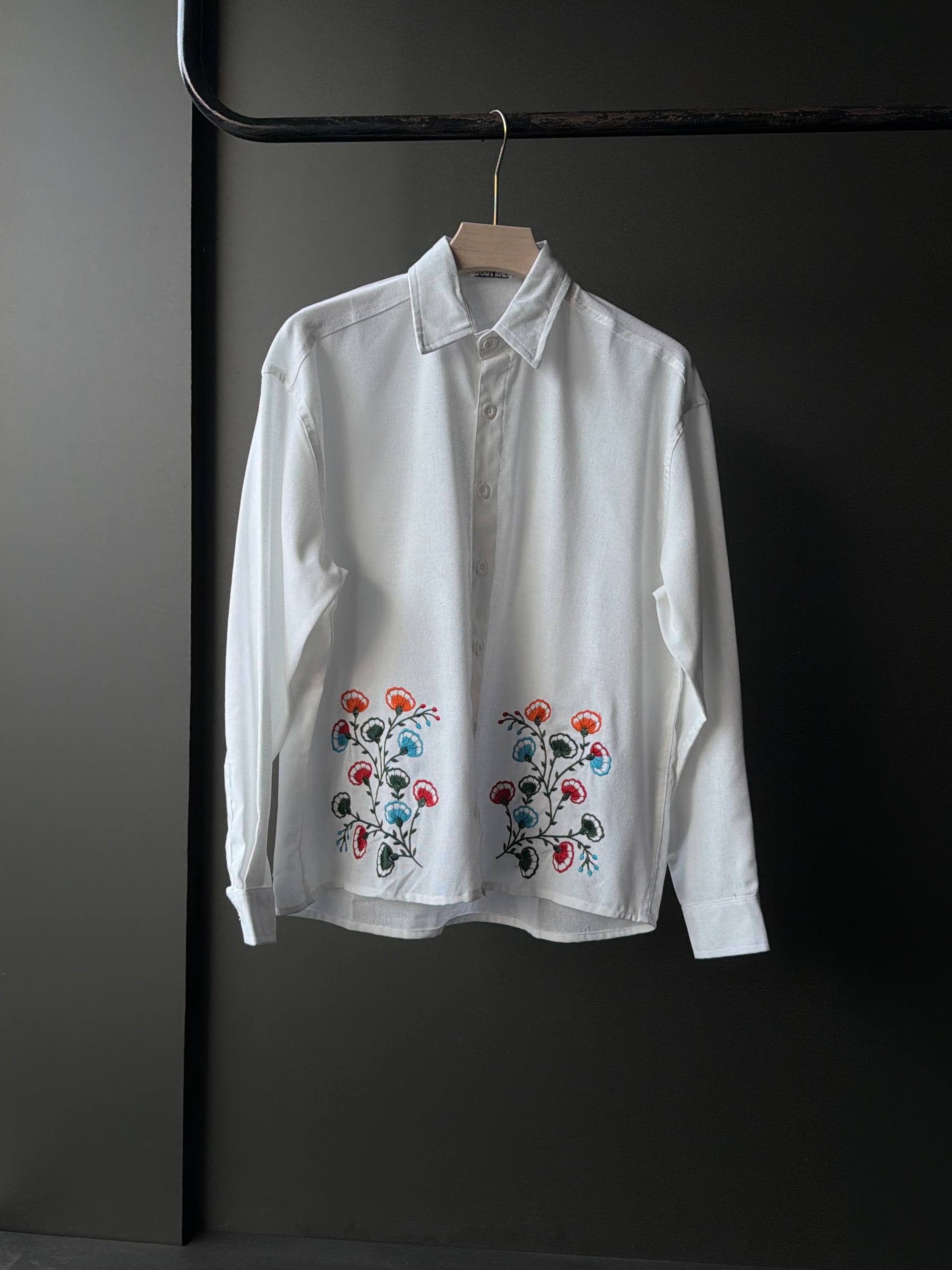 Coral Vine Embroidery      Fullsleeve Shirts