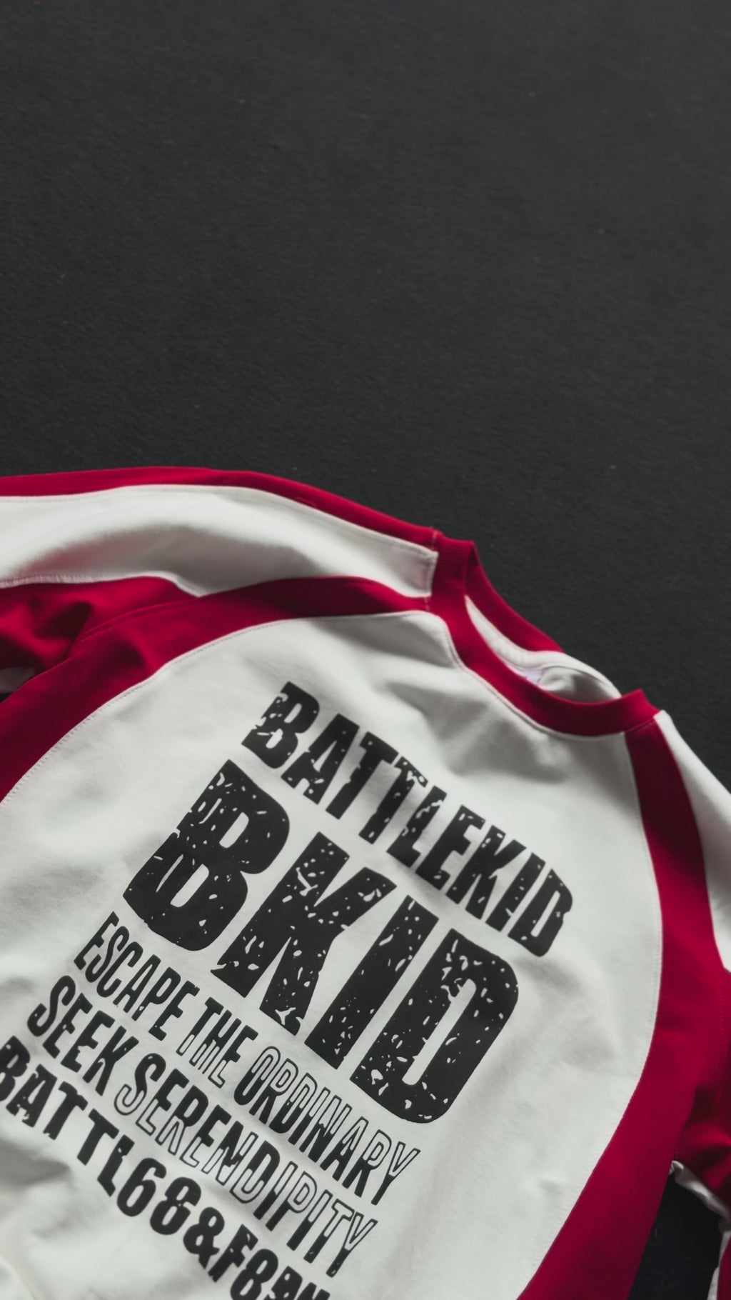 Error Cutpanel RedWhite Fivesleeve Tshirt