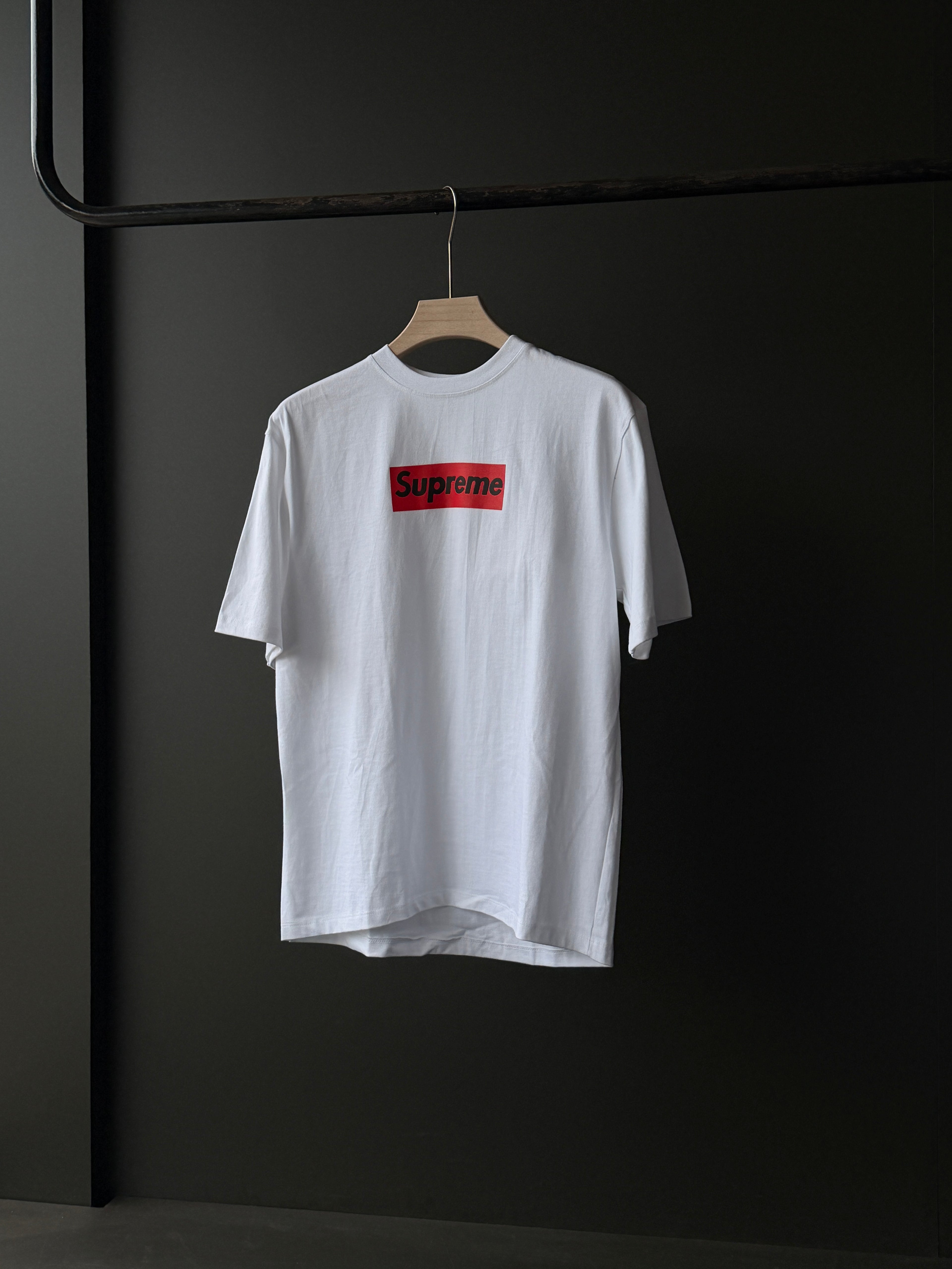 Supreme White Fivesleeve Tshirt