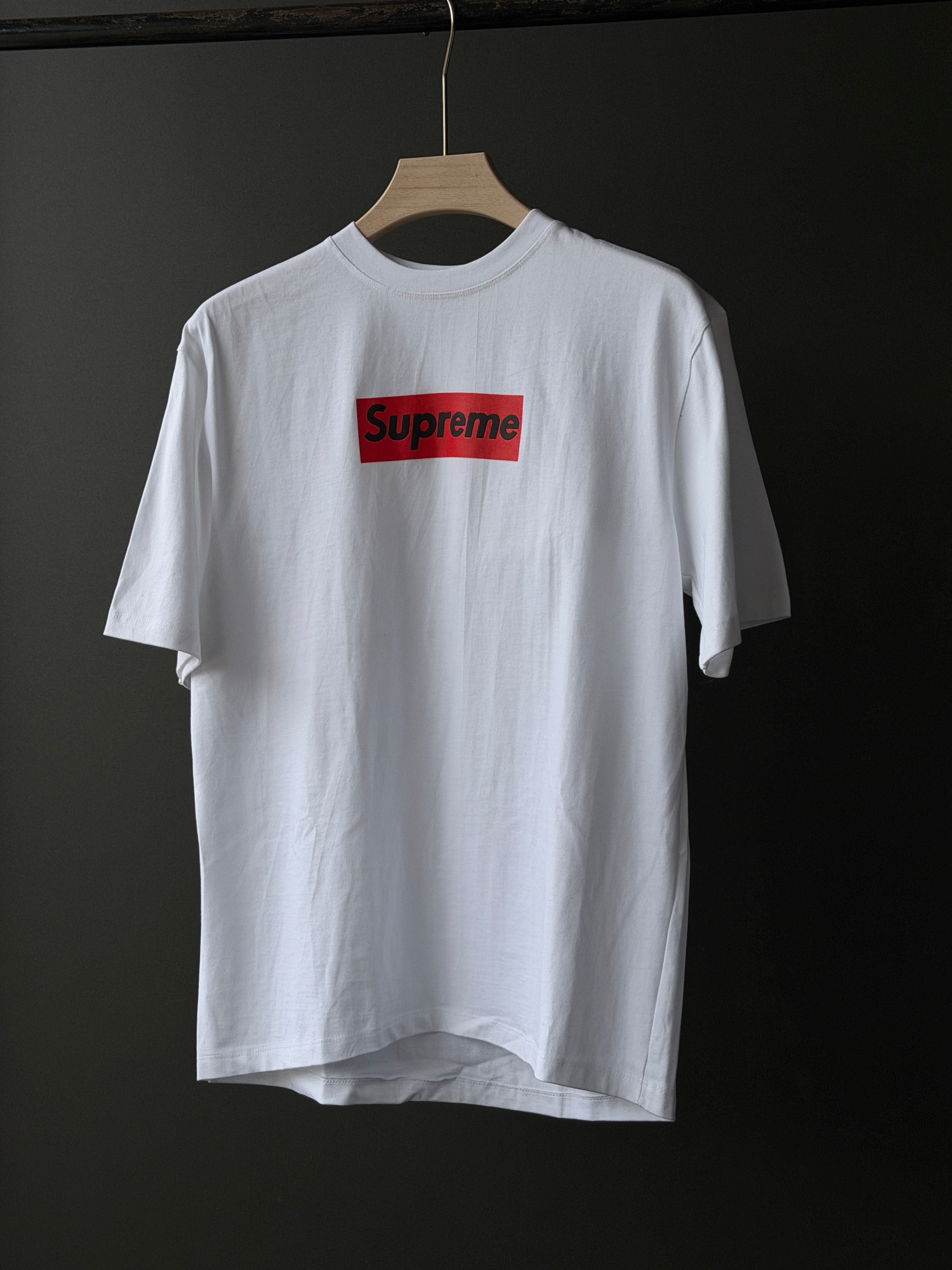Supreme White Fivesleeve Tshirt