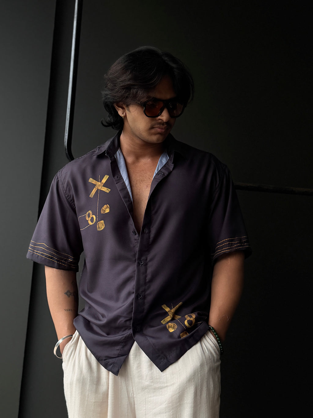 The Cross Printed Fivesleeve Shirt