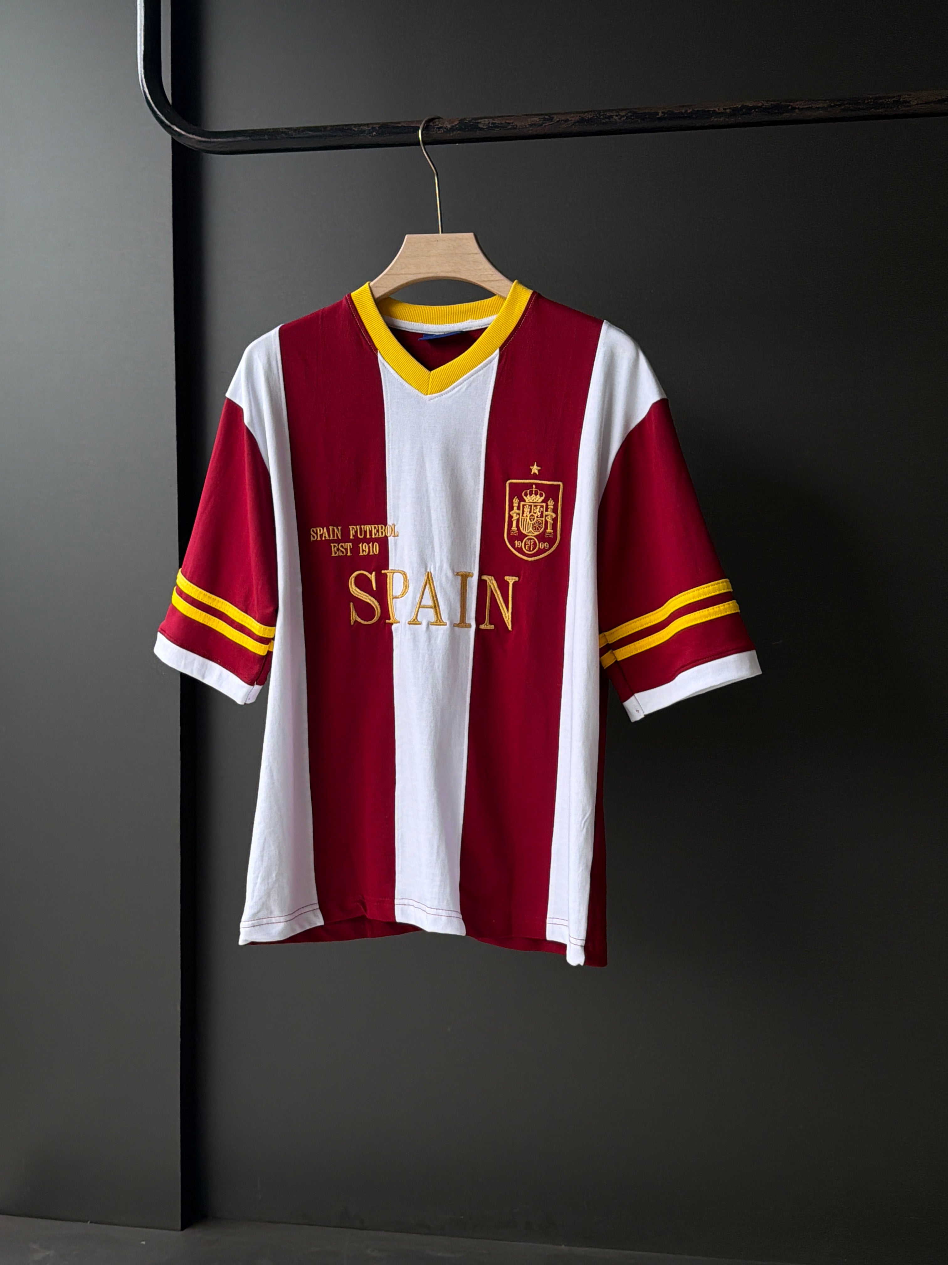 Vintage Jersey Design V-Neck Fivesleeve Tshirt